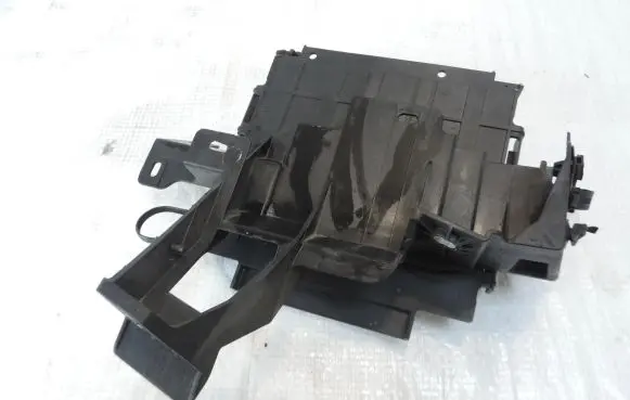 Opel Astra K Engine control unit holder 39025864