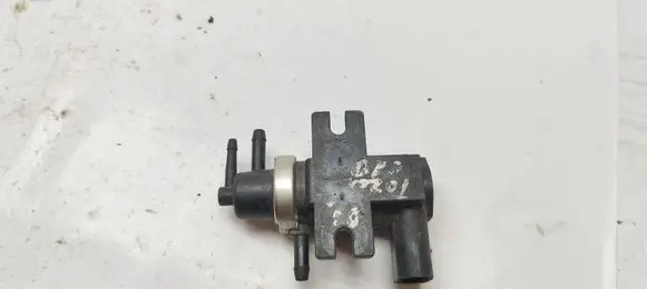 Volkswagen Caddy Turbo solenoid valve 1J0906627 72290320