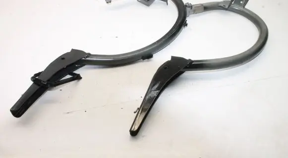 Mercedes-Benz CLS C219 Tailgate/trunk/boot hinge