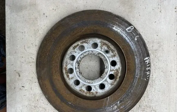 Volkswagen PASSAT B6 Front brake disc