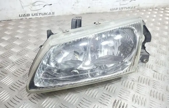 Nissan Almera Headlight/headlamp
