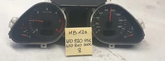 Audi A6 S6 C6 4F Speedometer (instrument cluster) 4F0920951