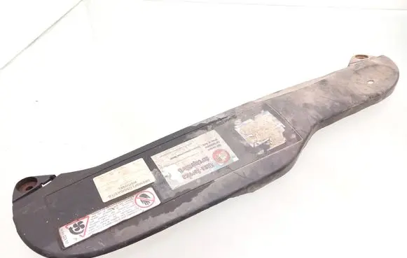 Volkswagen PASSAT B4 Radiator trim 3A0121343B