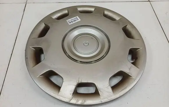 Volkswagen PASSAT B5 R15 wheel hub/cap/trim 3B0601147D