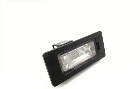 Peugeot 807 Number plate light 810943021