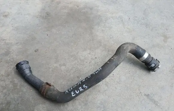 Ford Kuga I Engine coolant pipe/hose AV6118K582BC