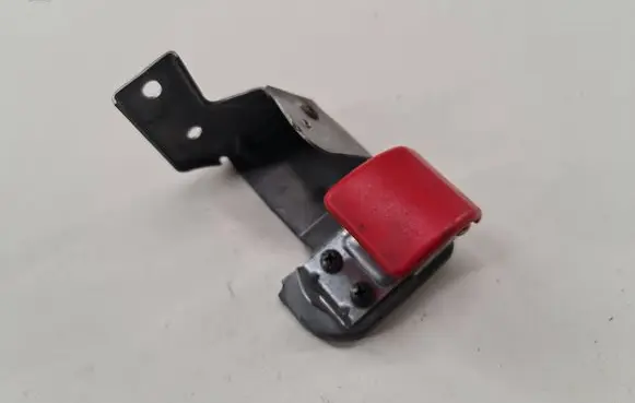Volvo S40, V40 Engine bonnet (hood) release handle