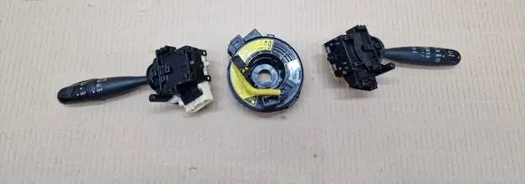 Daihatsu Materia Indicator stalk 