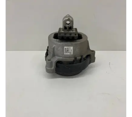 BMW 5 G30 G31 Engine mount bracket 9488383