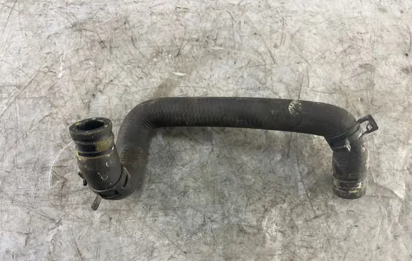 Jeep Cherokee III KJ Engine coolant pipe/hose