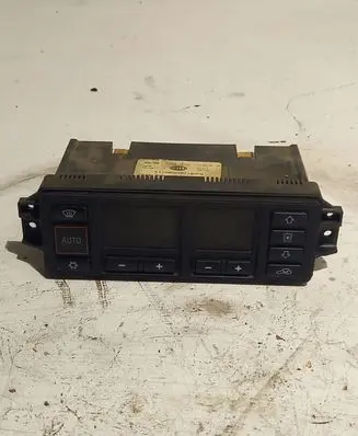 Audi A3 S3 8L Climate control unit 8L0820043D