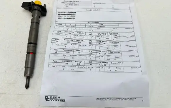 Skoda Octavia Mk2 (1Z) Fuel injector 03L130277