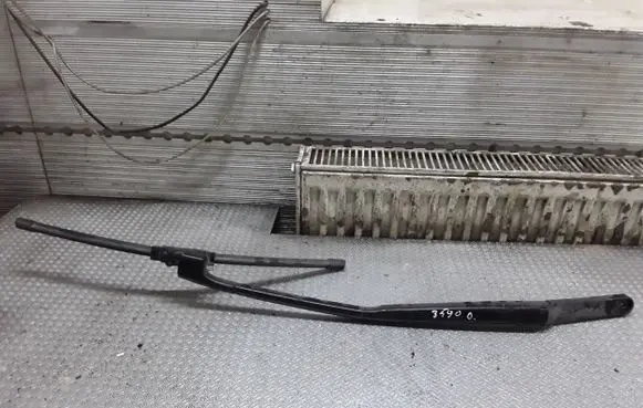 Volkswagen Phaeton Windshield/front glass wiper blade 