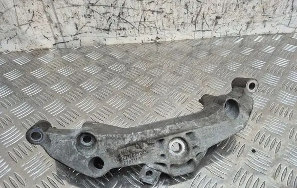 Mini One - Cooper Clubman R55 Engine mounting bracket 6772032 22116772032