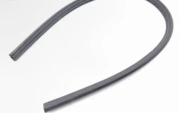 Peugeot 3008 III Engine compartment rubber