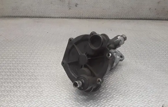 Ford Mondeo MK IV Vacuum pump