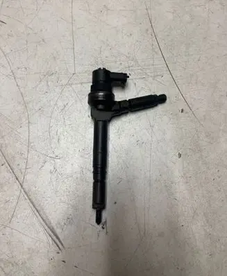 Opel Astra H Fuel injector 0445110175