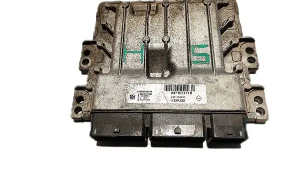 Renault Clio IV Engine control unit/module 237105171R