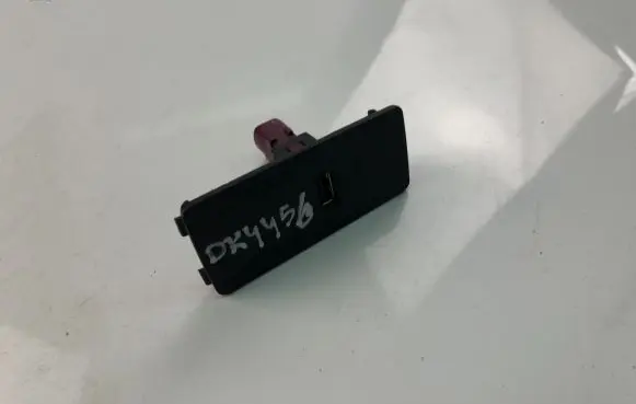 Volvo XC60 USB control unit 31417508