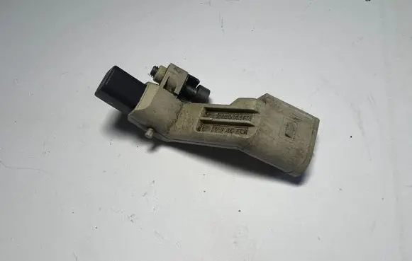Volkswagen Golf VI Crankshaft position sensor 03C906433A