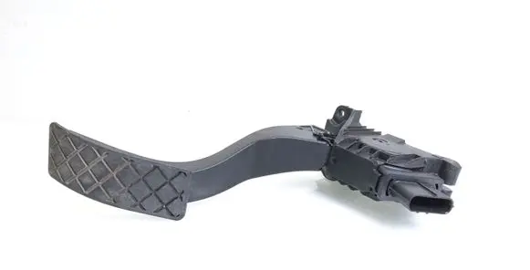 Volkswagen PASSAT B8 Accelerator throttle pedal 5Q1723503H 6PV01062111