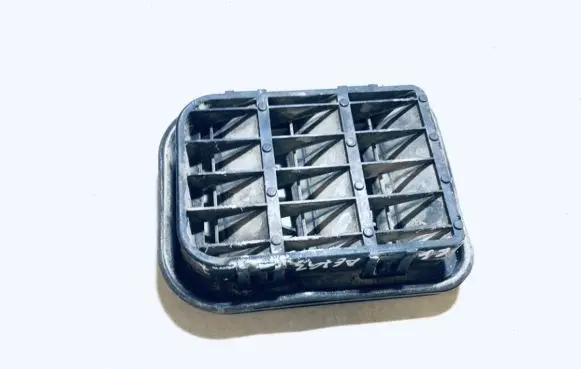 Volkswagen Golf IV Air intake duct part 1h0819465b