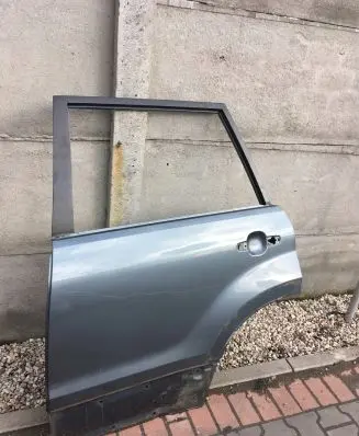 Suzuki Grand Vitara II Rear door 9886012933