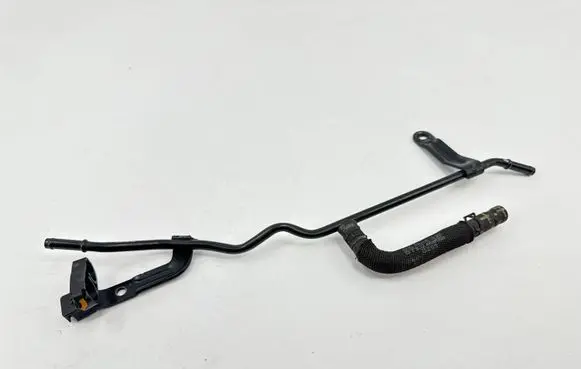 Volkswagen Golf VIII Fuel line/pipe/hose 3Q0121070