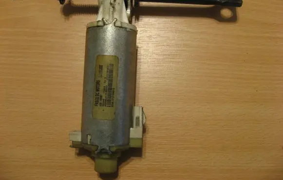 Lincoln Navigator Seat adjustment motor J11717