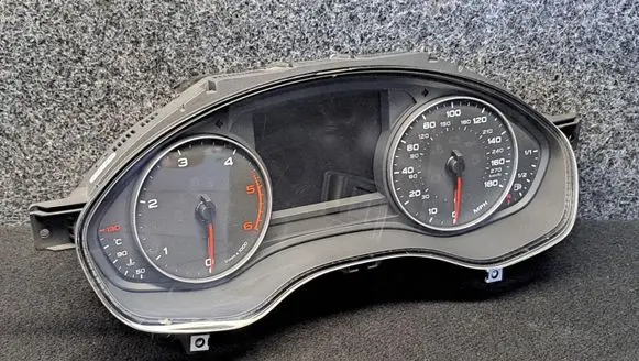 Audi A6 C7 Speedometer (instrument cluster) 4G8920950G