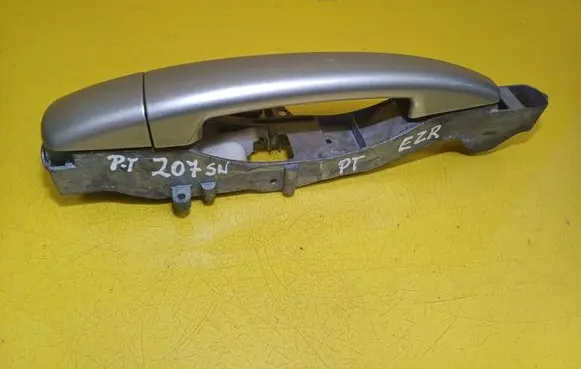 Peugeot 207 Front door exterior handle 9680656580