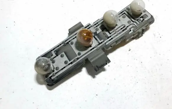 Citroen Xsara Picasso Tail light bulb cover holder