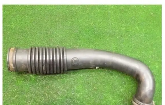 Volvo C30 Air intake hose/pipe