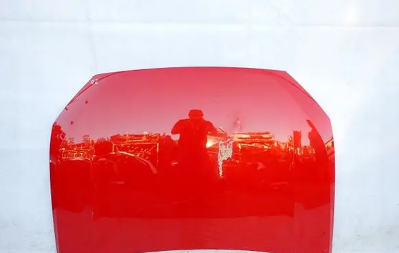 Audi Q2 - Engine bonnet/hood