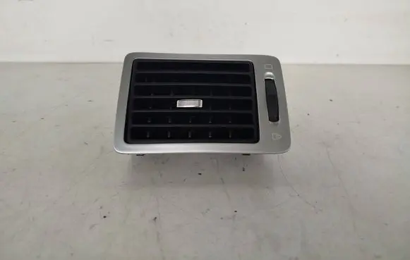 Peugeot 307 Dashboard side air vent grill/cover trim 9634498977