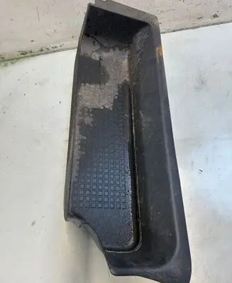 Volkswagen Transporter - Caravelle T4 Front sill trim cover 701863736B 705863736
