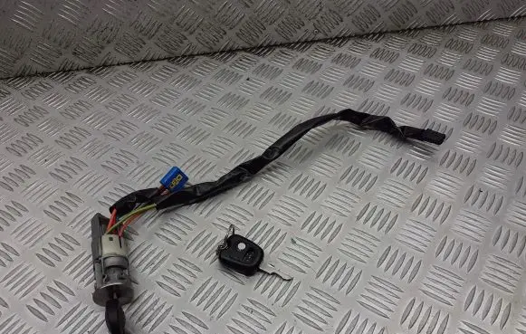 Peugeot 206+ Ignition lock