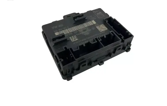 Volkswagen Golf VIII Door control unit/module 5Q0959593K