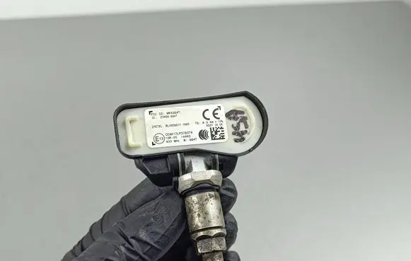Maserati Levante Tire pressure sensor 2546AGG47 2546AGG4T RLNGCGG171665