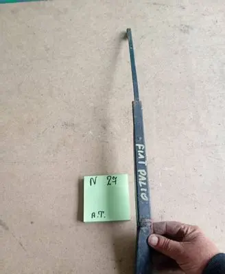 Fiat Palio Front wiper blade arm 8643678