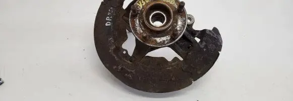 Volvo V50 Front wheel hub K609