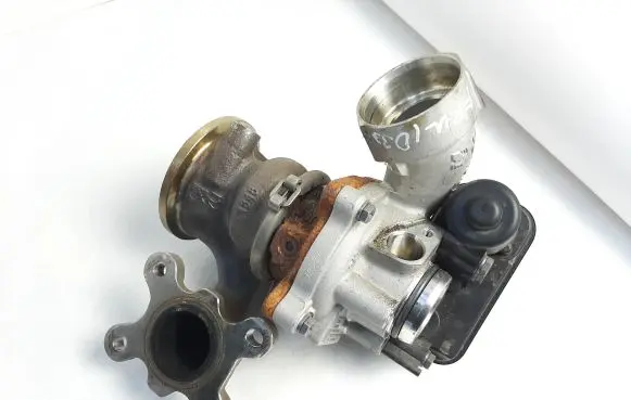Audi A3 S3 8V Turbo 04C145702R