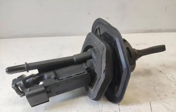 Volvo V60 Clutch master cylinder KG196053