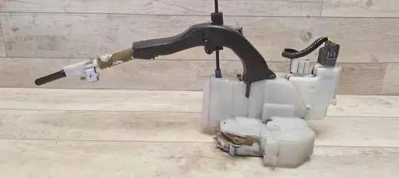 Honda Accord Front door lock
