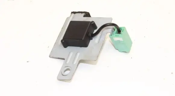 Mazda 3 II Aerial GPS antenna BHP166DY0A