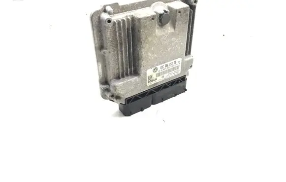 Volkswagen Golf Plus Engine control unit/module 03C906056DR 0261S02370 K4934