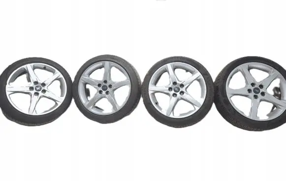 Ford Focus R16 alloy rim 