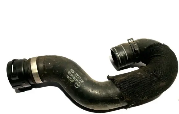 Audi A8 S8 D3 4E Engine coolant pipe/hose 4F0121055AF