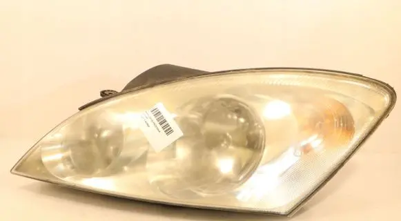 KIA Ceed Headlight/headlamp 921011H000