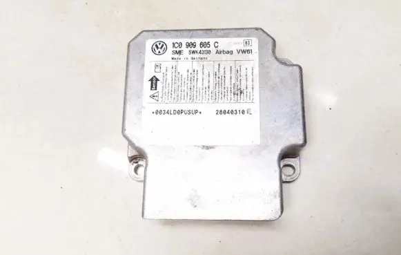 Volkswagen PASSAT B5.5 Airbag control unit/module 1C0909605C 5wk43130